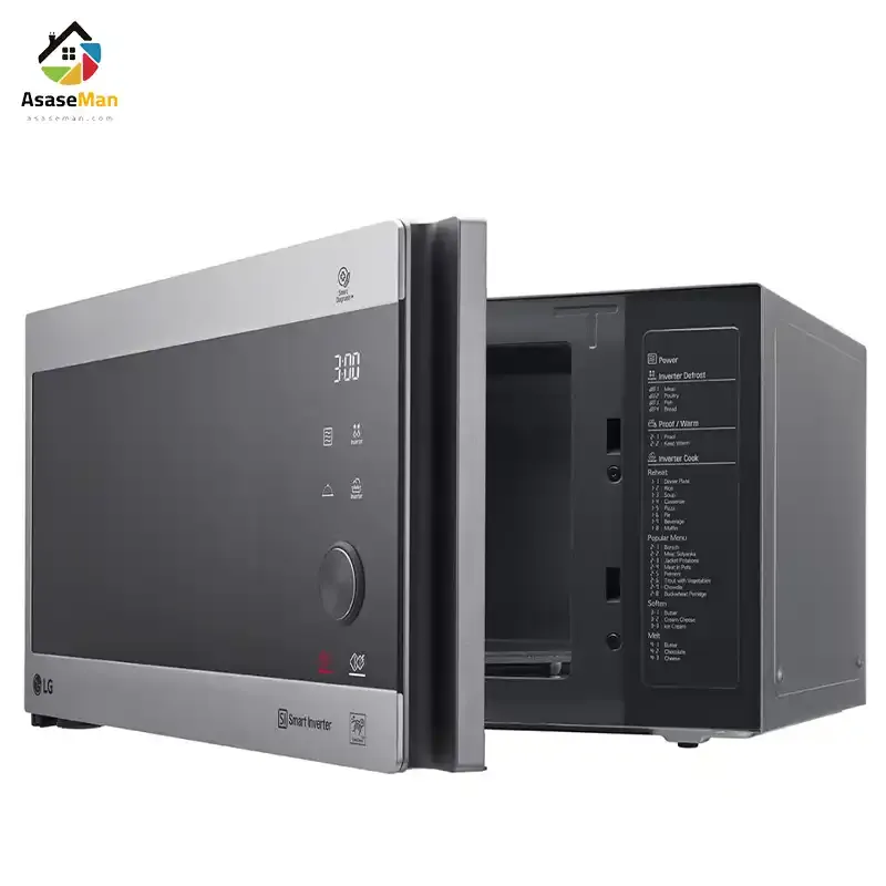 نمای درب نیمه باز مایکروویو ال جی مدل MH8265 نقره ای